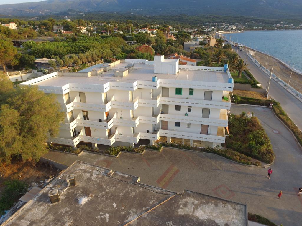 Lak Alepochori Homes